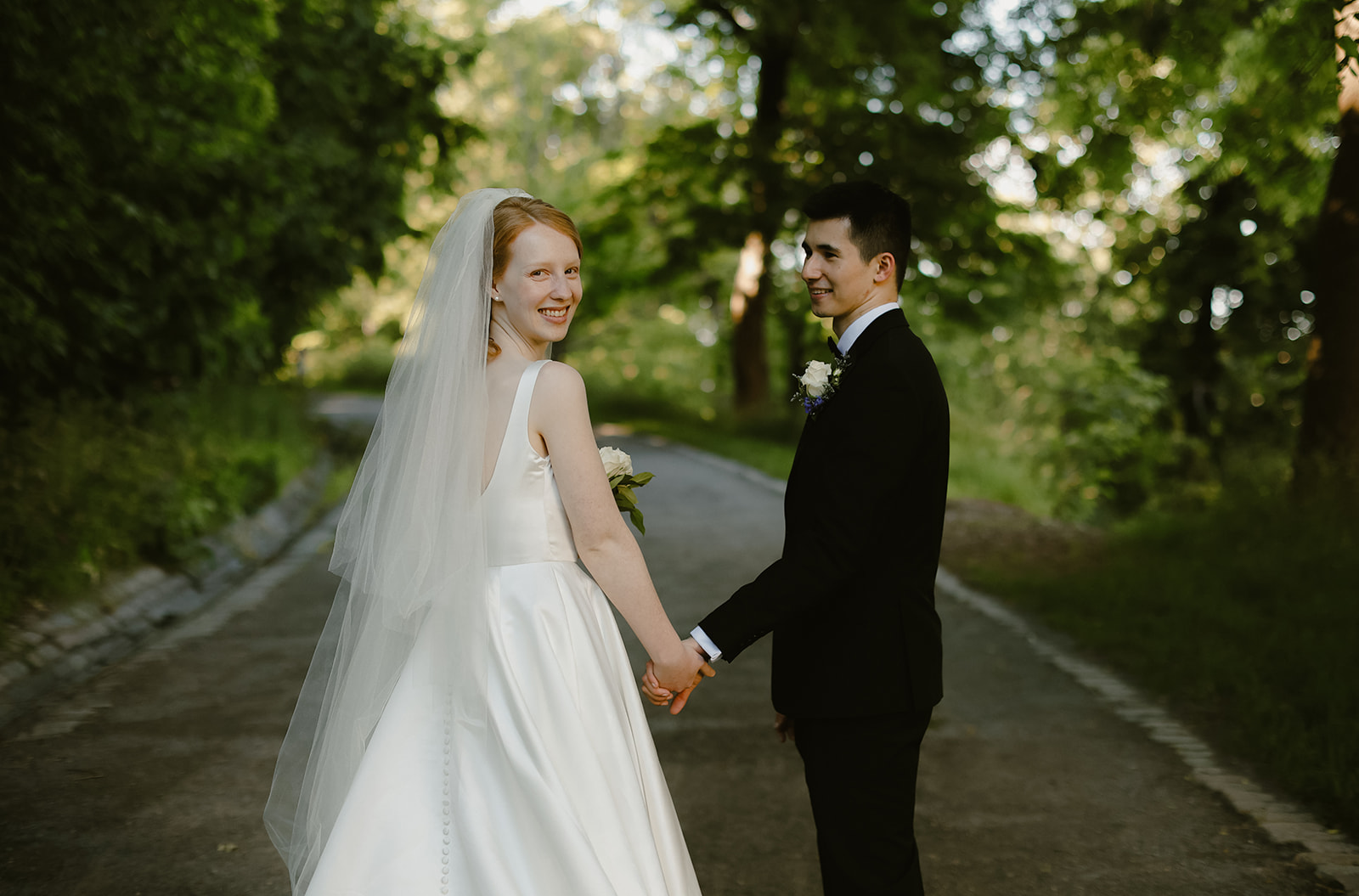 Bride and Groom - Bridal photo