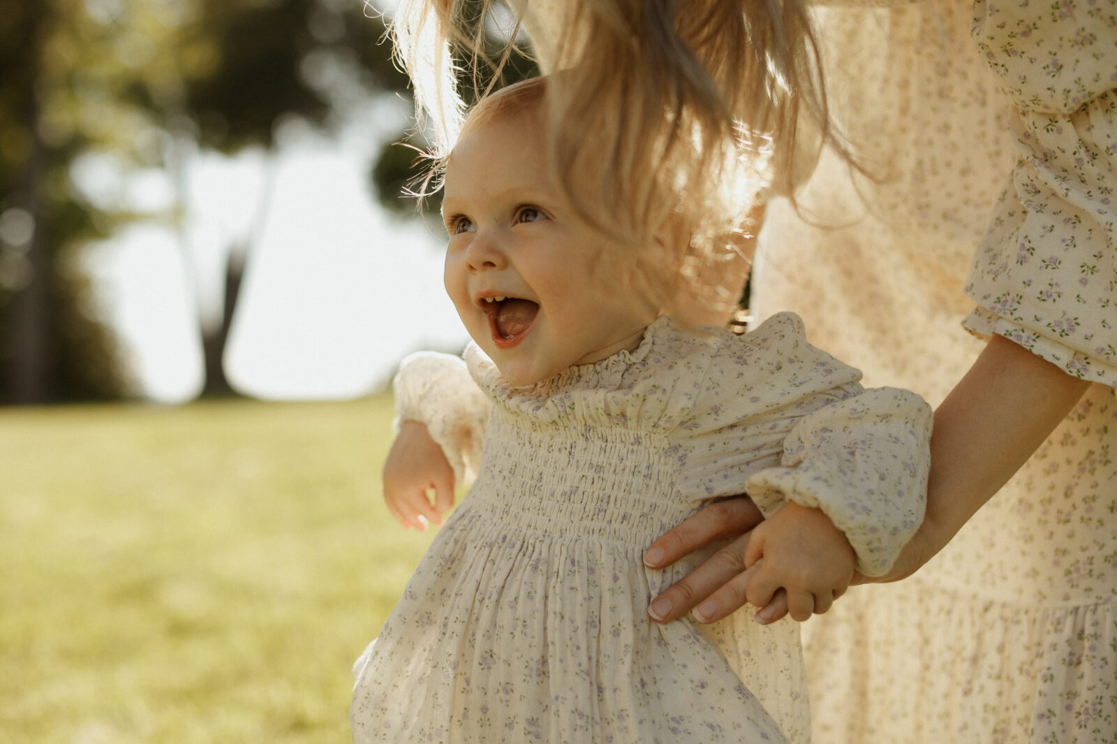 Family photo shoot - Lake Ontario Park, Kingston Ontario