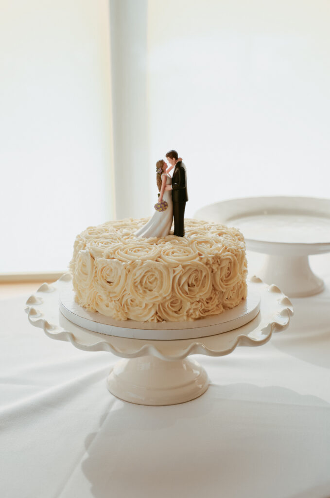 Wedding cake with topper