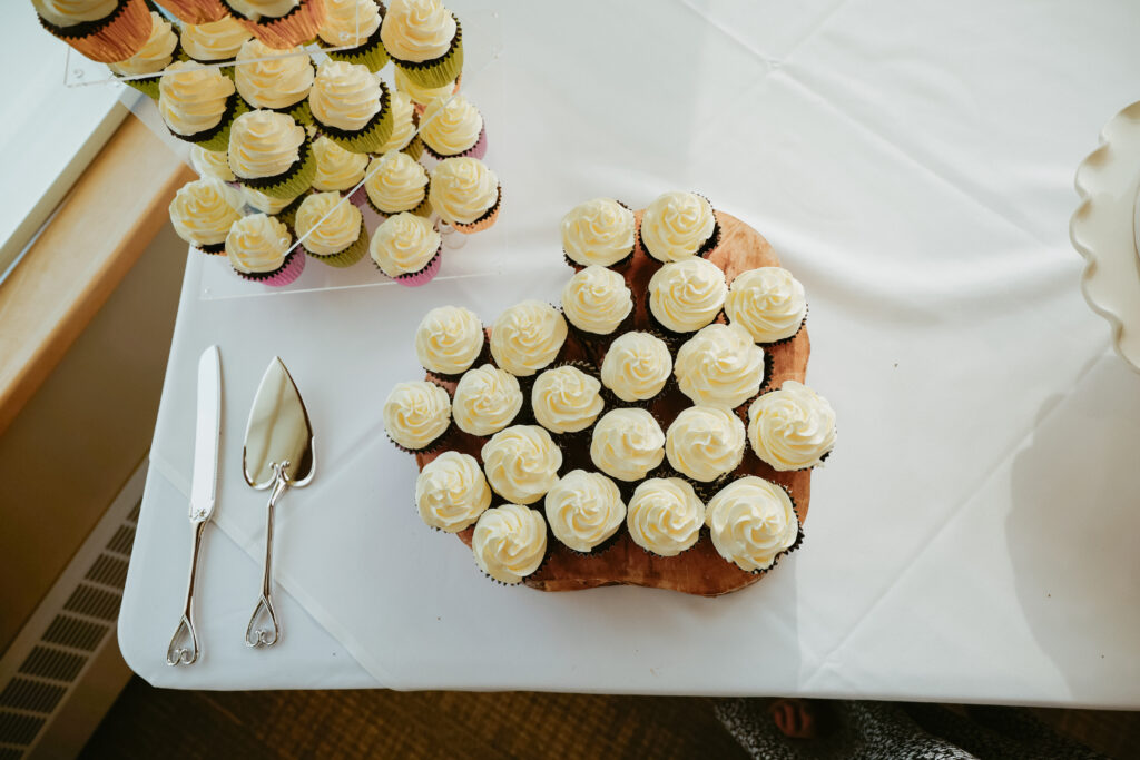 Heart shaped cupcake platter