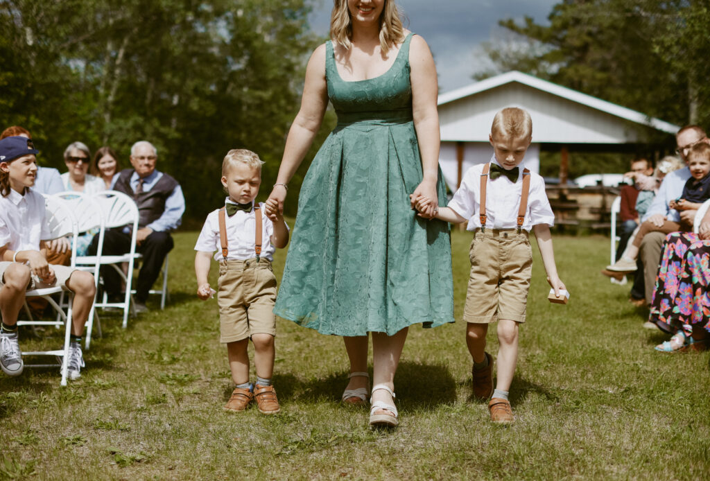 Alberta wedding ceremony photos 