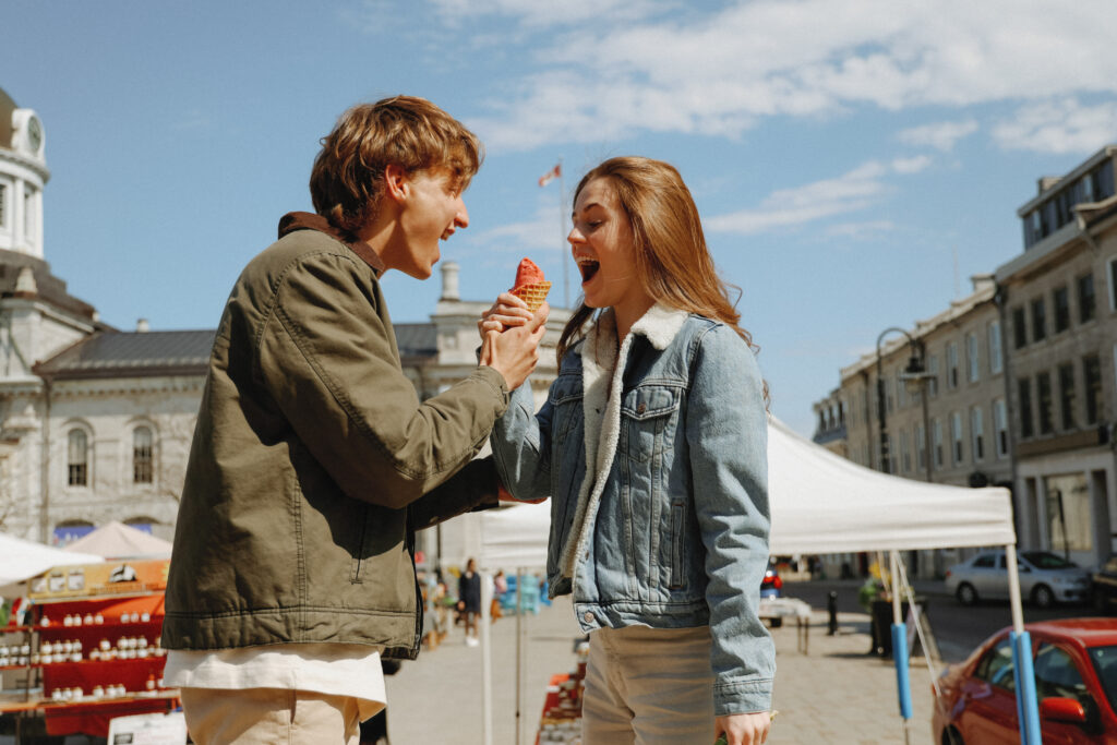 Kingston, ON engagement and wedding photography 