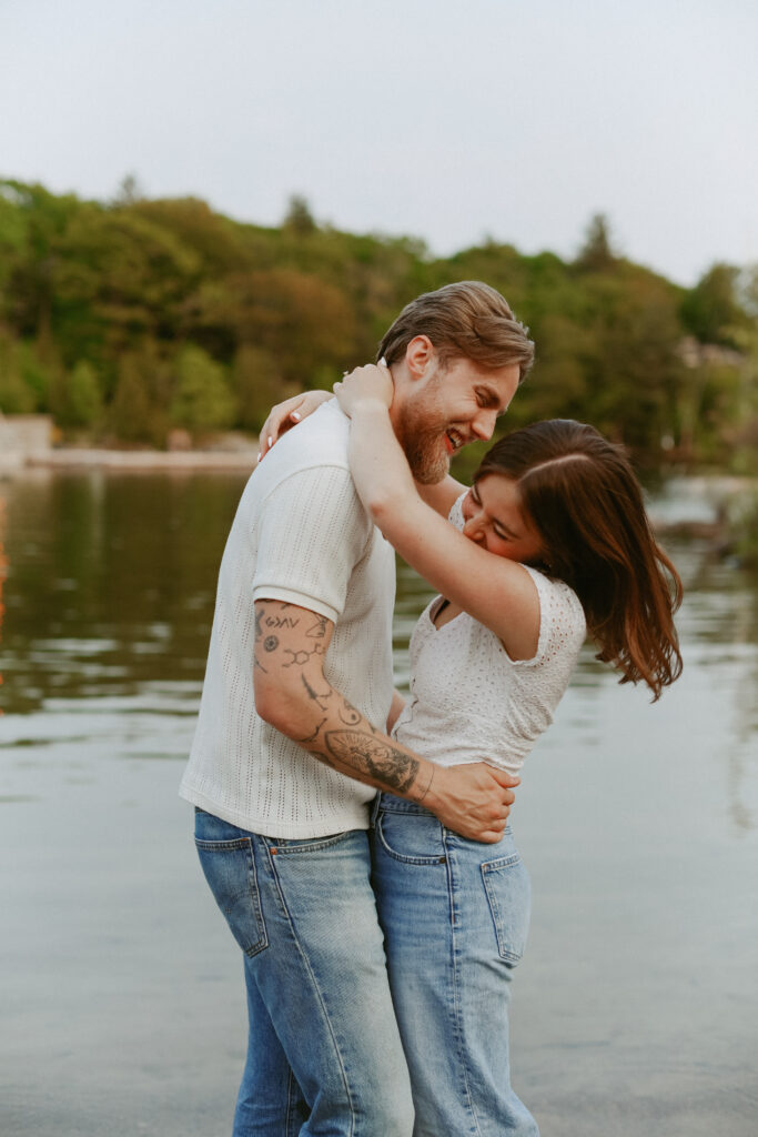 Engagement photography, Kingston Ontario. Wedding photography. 