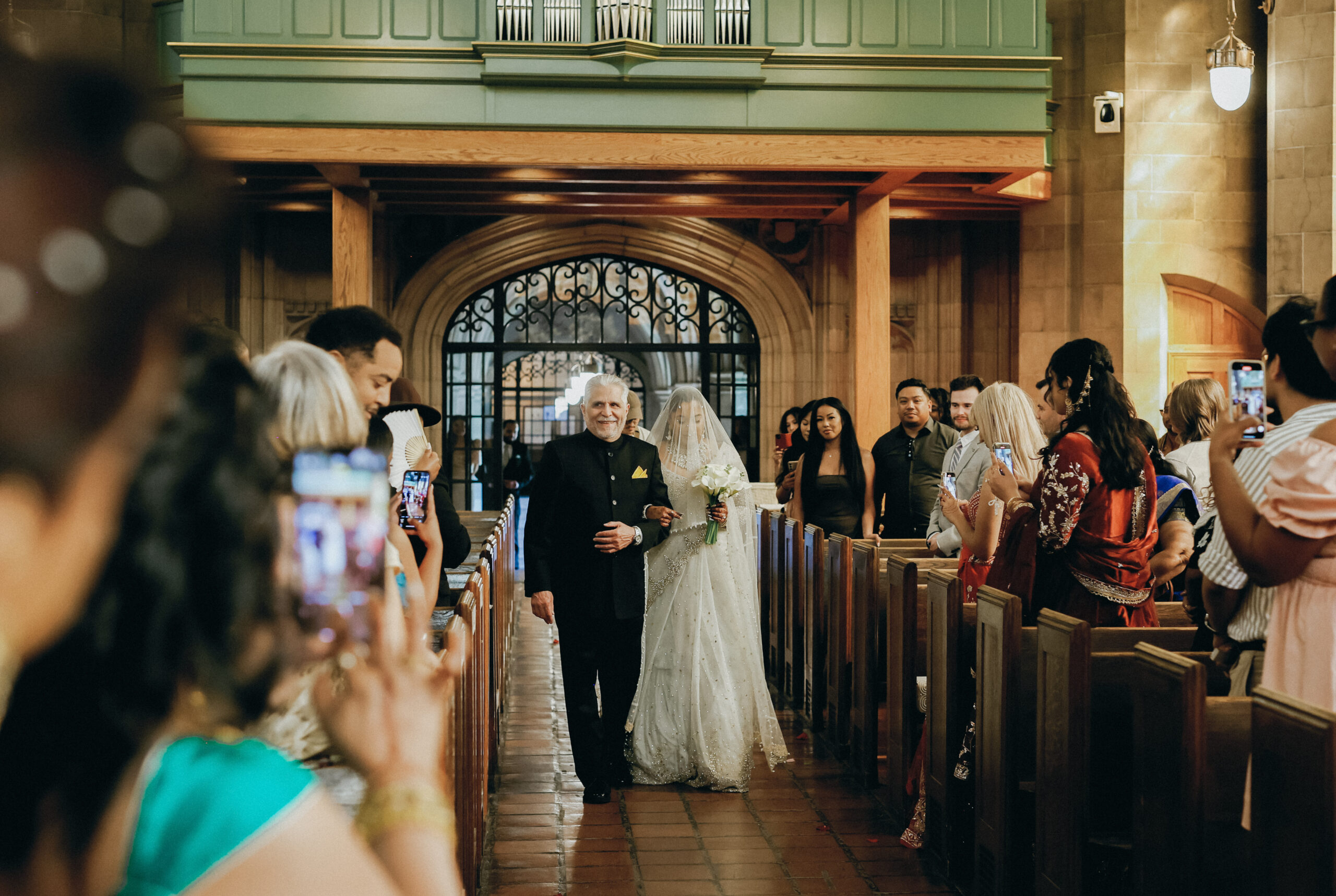 Trinity College Toronto
University of Toronto wedding
Toronto wedding photographer
Moody wedding at Trinity College